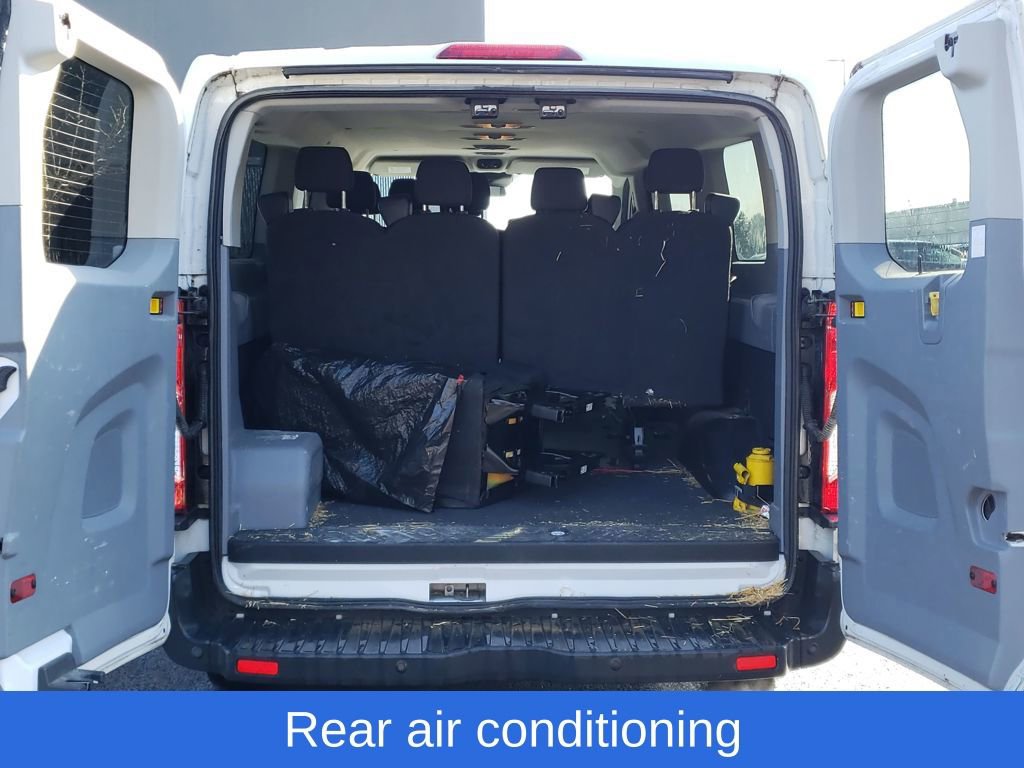 Used 2017 Ford Transit 350 XLT image 8