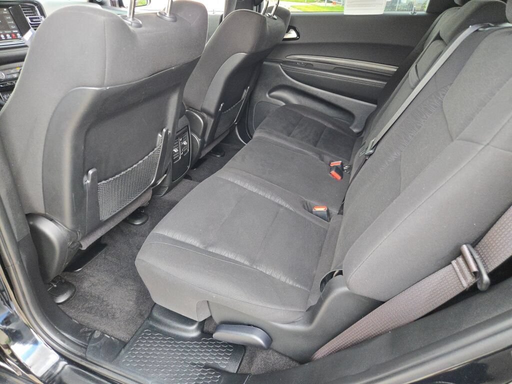 Used 2022 Dodge Durango SXT AWD/4WD image 17