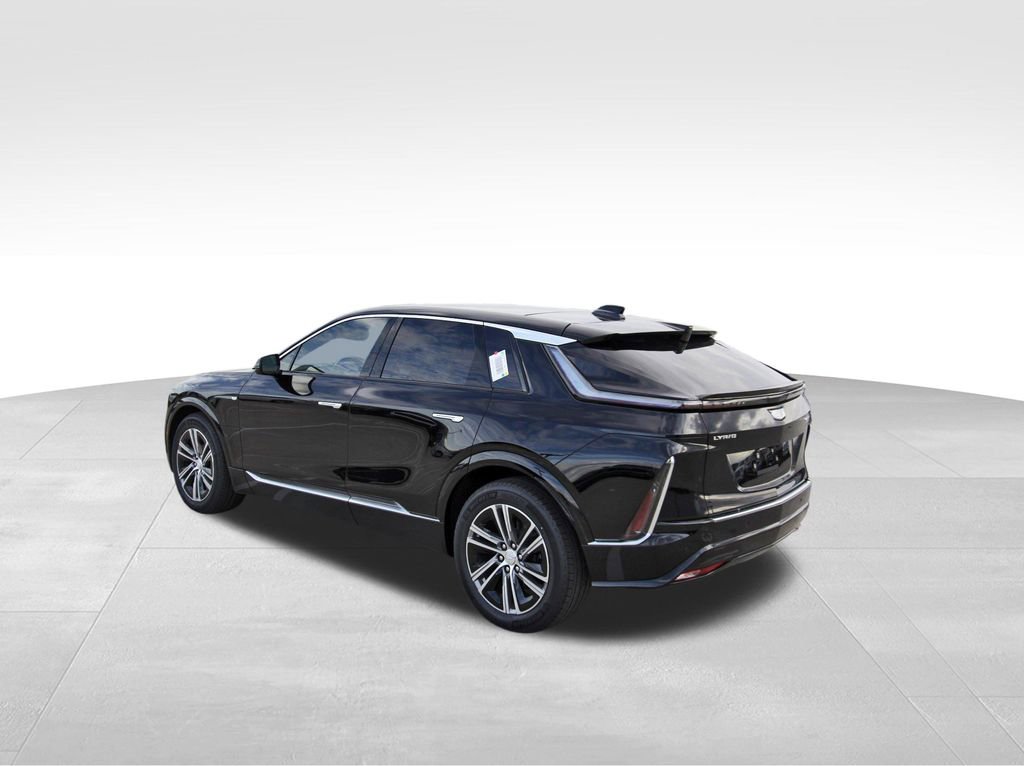 New 2026 Cadillac Lyriq Luxury image 3