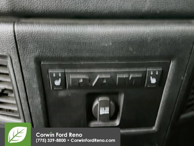 Used 2016 RAM 2500 Laramie w/ Sport Appearance Group AWD/4WD image 28
