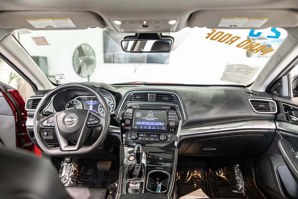 Used 2023 Nissan Maxima SL FWD image 37