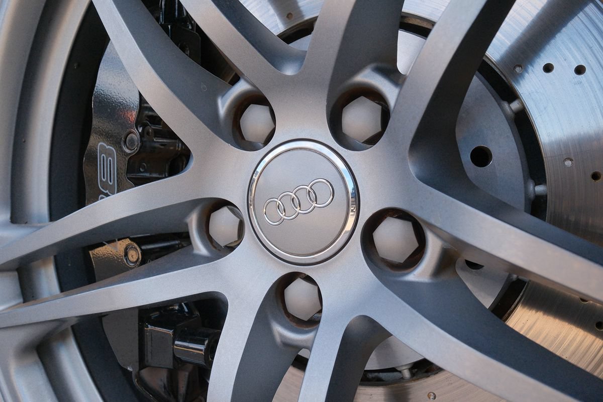 Used 2012 Audi R8 V8 AWD/4WD image 41