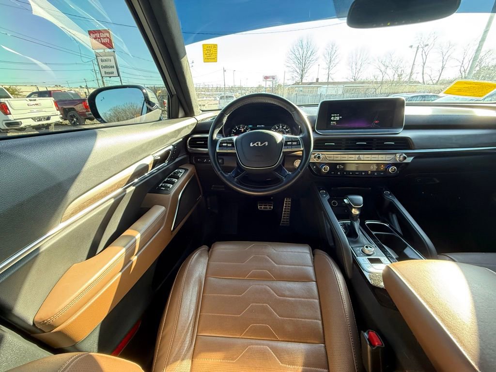 Used 2022 Kia Telluride SX w/ SX Prestige Package image 26