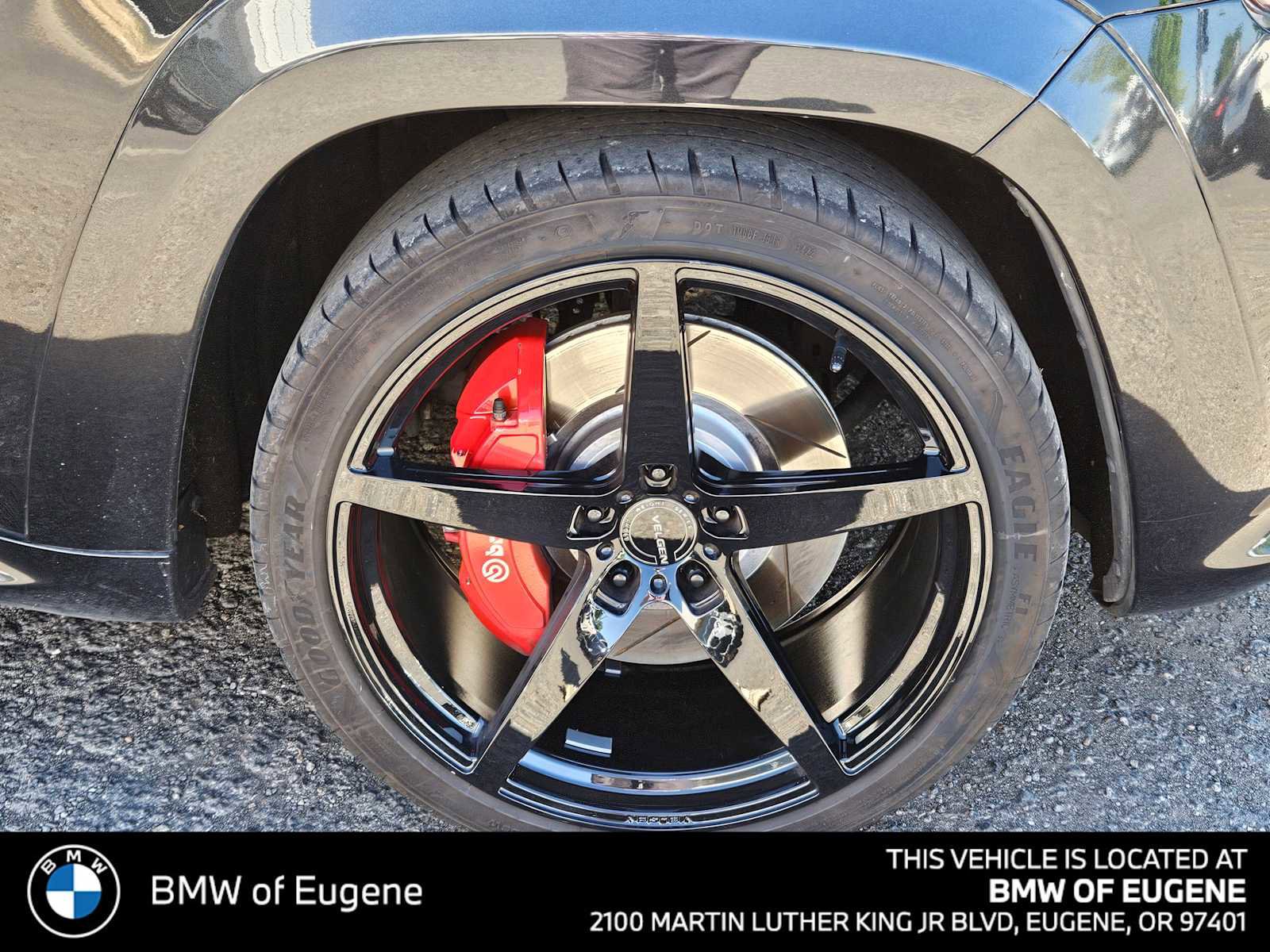 Used 2012 Jeep Grand Cherokee SRT8 w/ Luxury Group II AWD/4WD image 9
