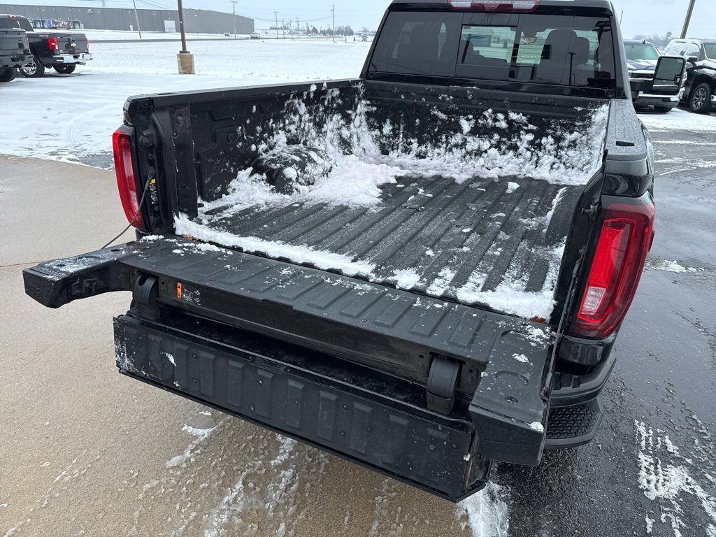 Used 2023 GMC Sierra 2500 Denali w/ Denali Ultimate Package image 9