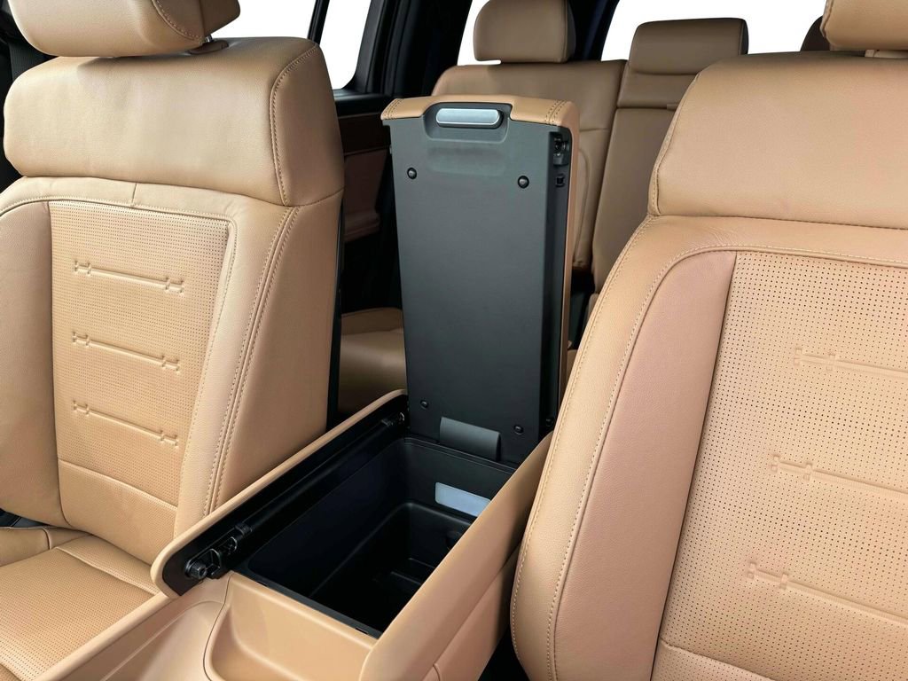 New 2025 Hyundai Santa Fe Limited image 18