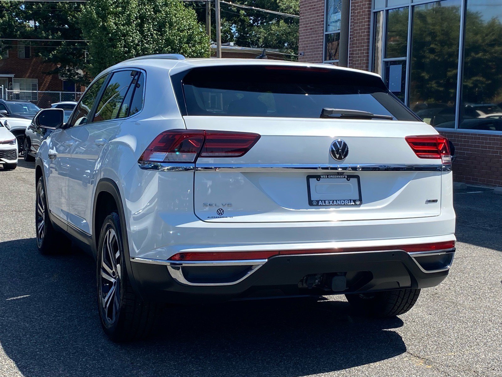 Certified 2023 Volkswagen Atlas Cross Sport SEL AWD/4WD image 4