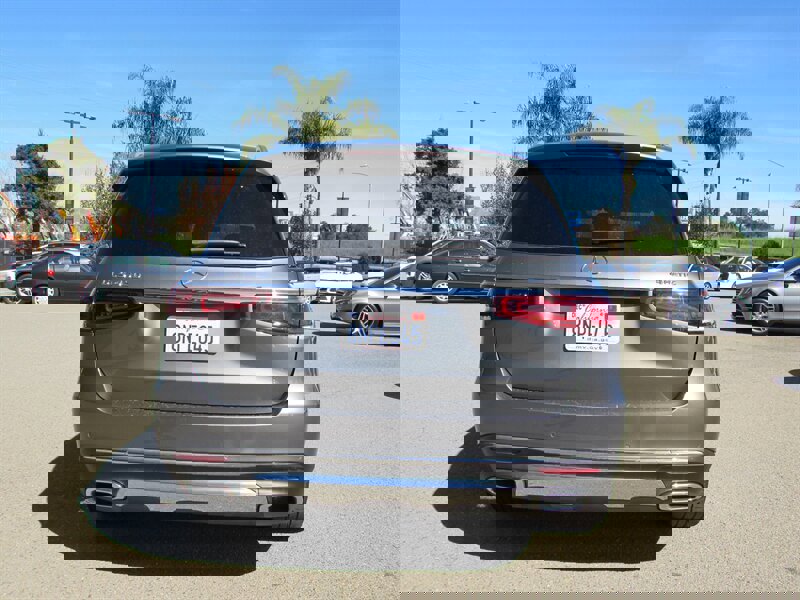 Used 2020 Mercedes-Benz GLS 450 4MATIC image 5