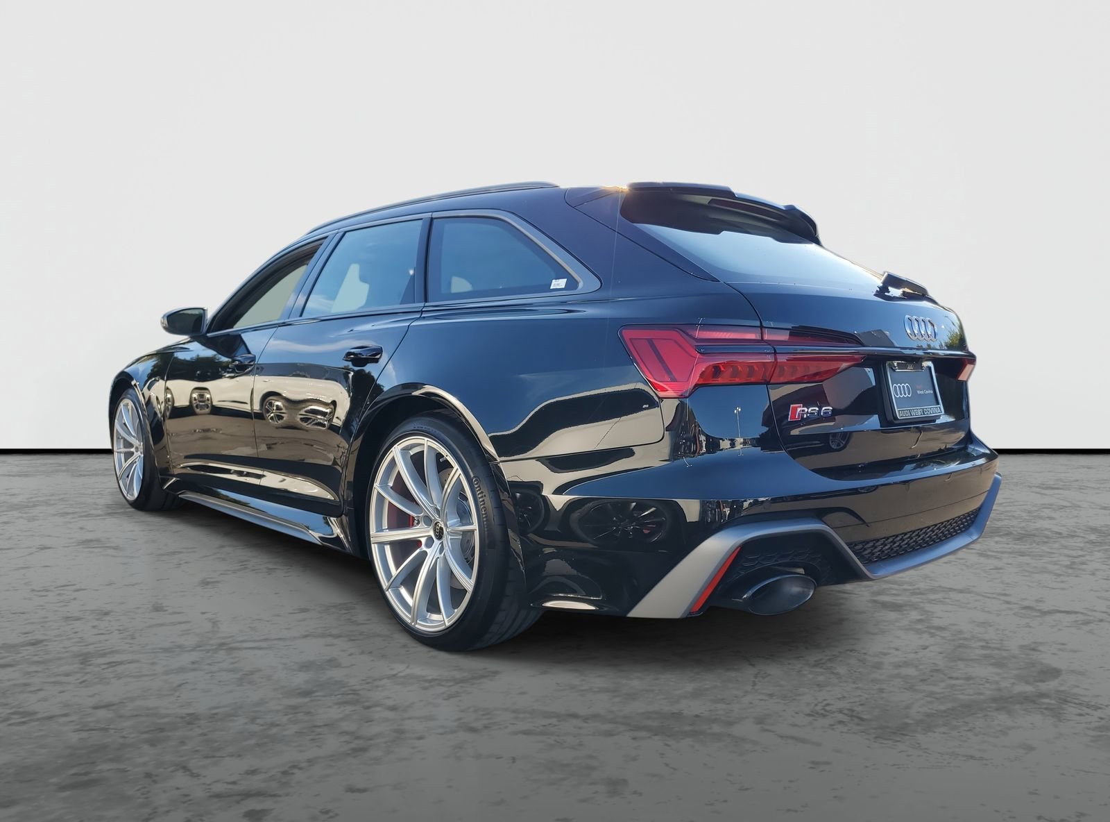 New 2026 Audi RS 6 performance image 3