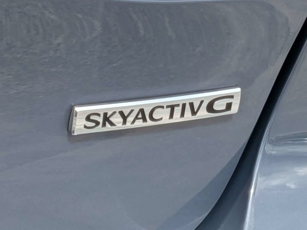 Used 2023 MAZDA MAZDA3 s FWD image 11