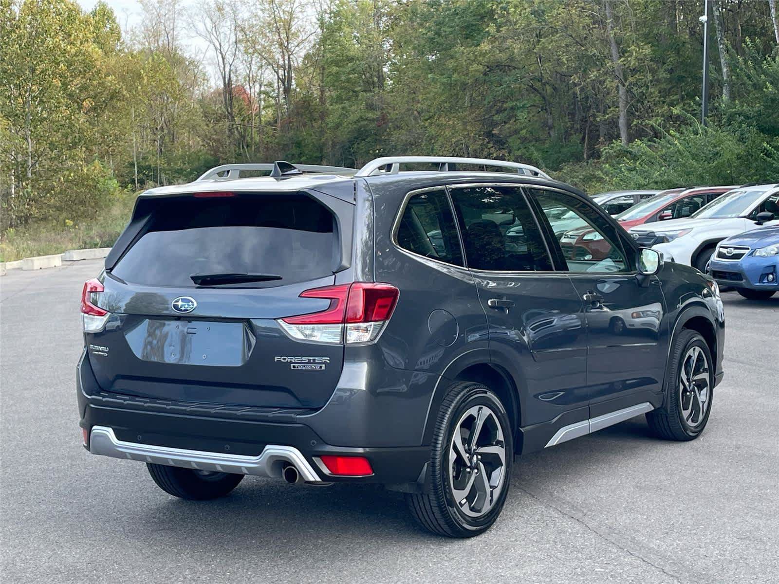 Used 2024 Subaru Forester Touring AWD/4WD image 5