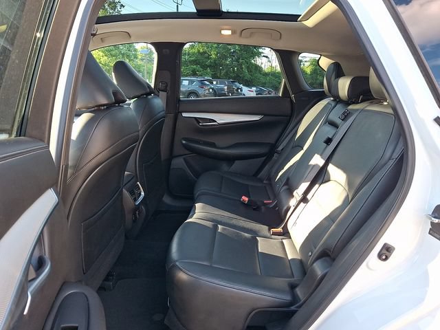 Used 2019 INFINITI QX50 Essential w/ Premium Heat Package AWD/4WD image 11