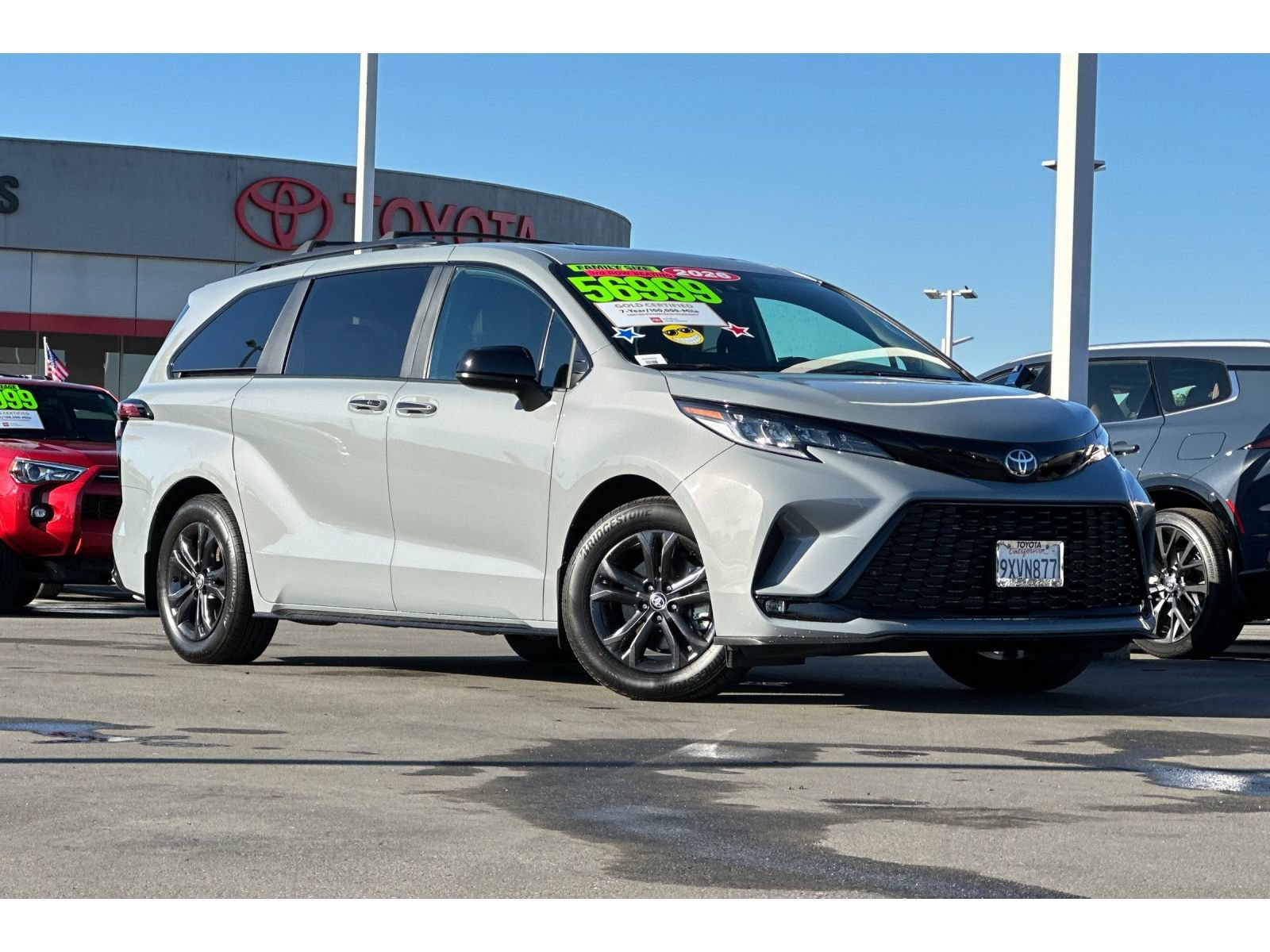 Used 2026 Toyota Sienna XSE AWD/4WD image 2