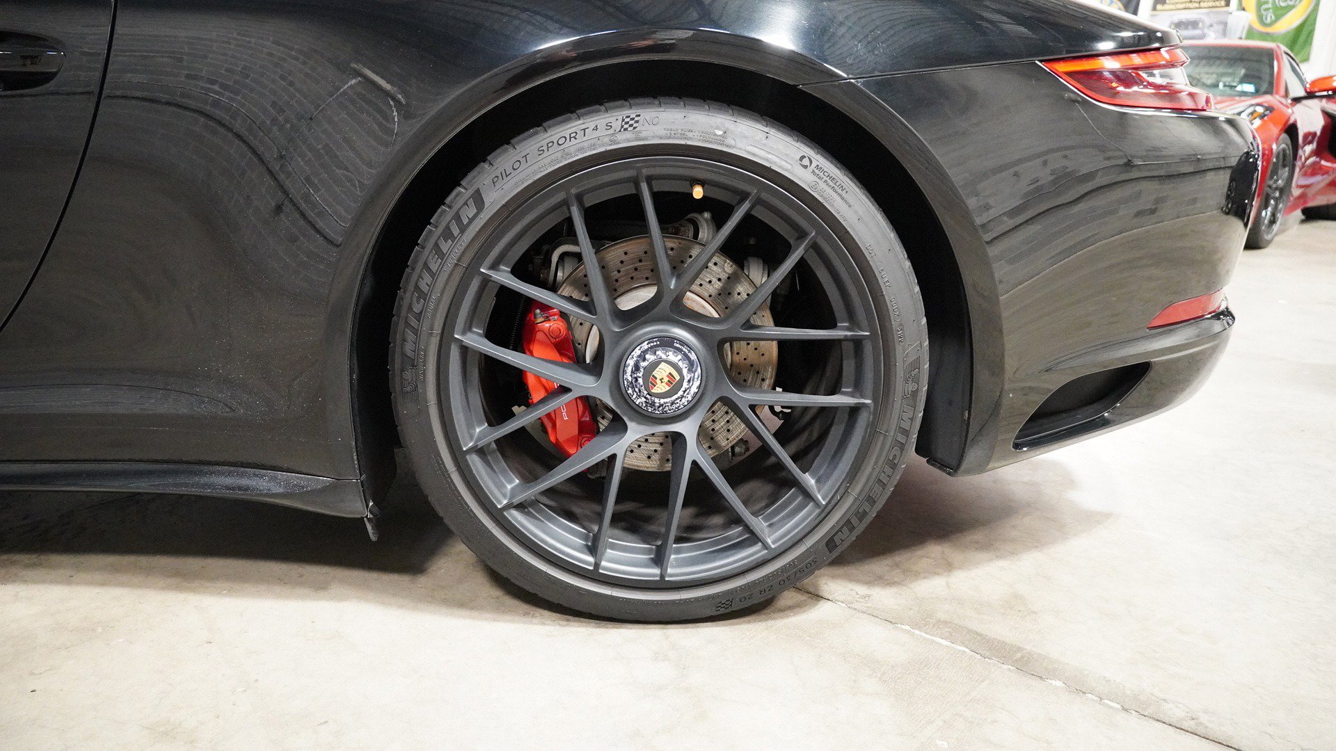 Used 2019 Porsche 911 Carrera 4 GTS image 22