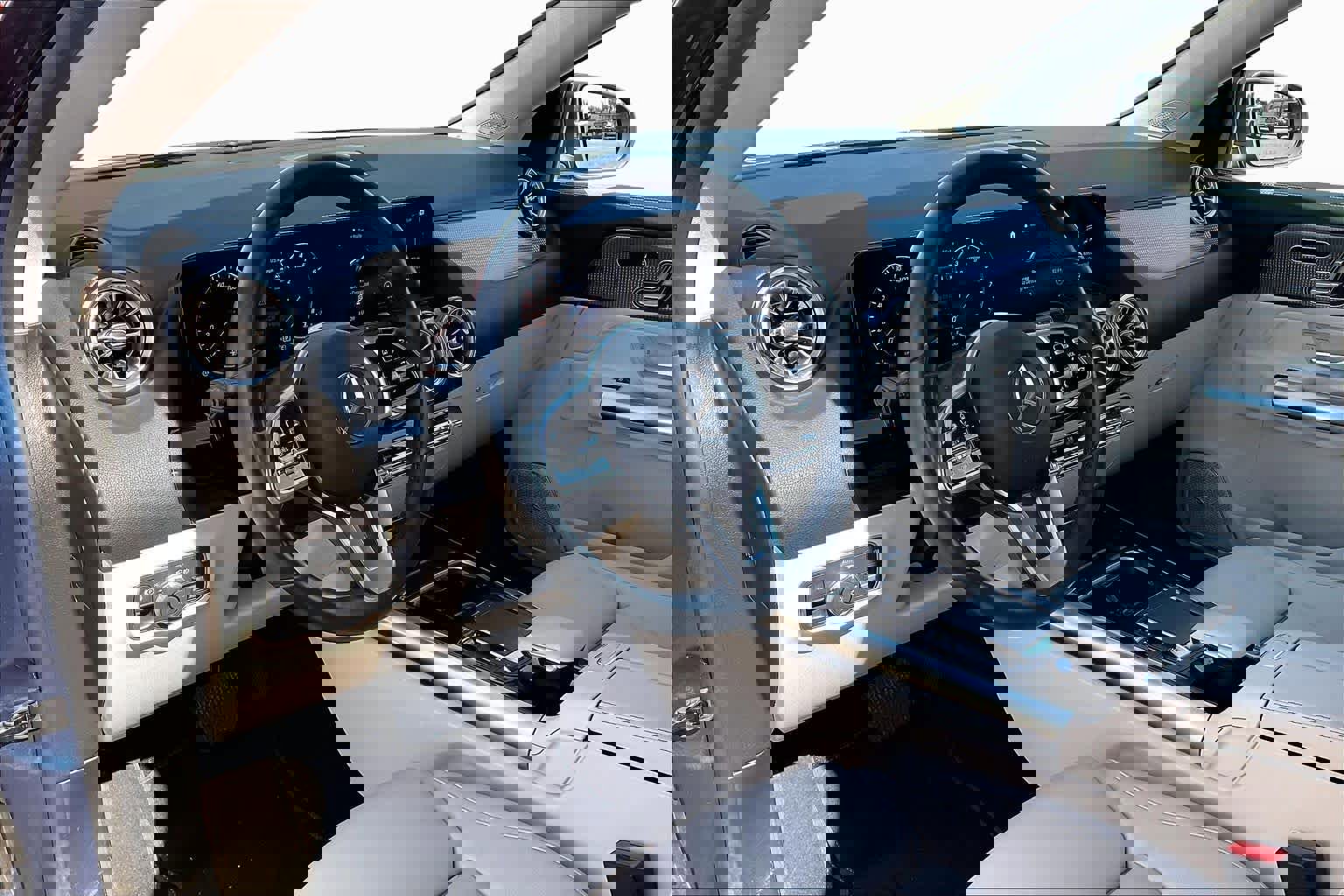 Used 2023 Mercedes-Benz GLA 250 4MATIC image 17