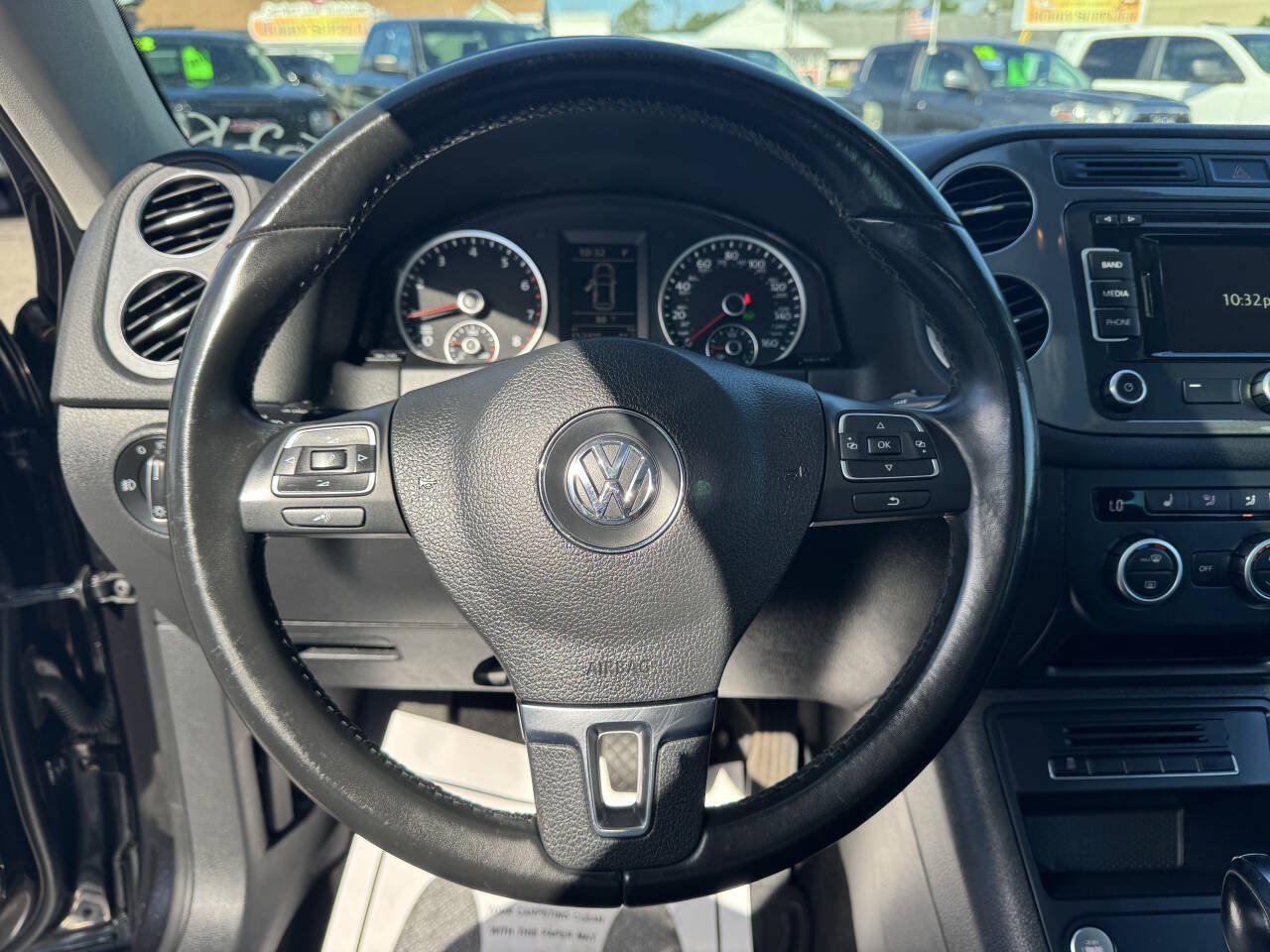 Used 2014 Volkswagen Tiguan SEL AWD/4WD image 20