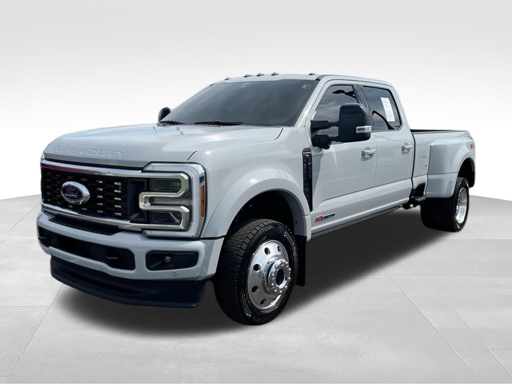 Used 2025 Ford F450 Platinum w/ FX4 Off-Road Package AWD/4WD image 4