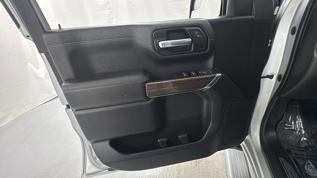 Used 2021 Chevrolet Silverado 1500 LT w/ Bed Protection Package image 19