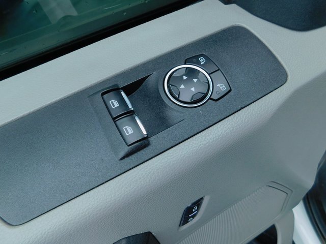 Used 2017 Ford F550 4x4 Regular Cab Super Duty image 20