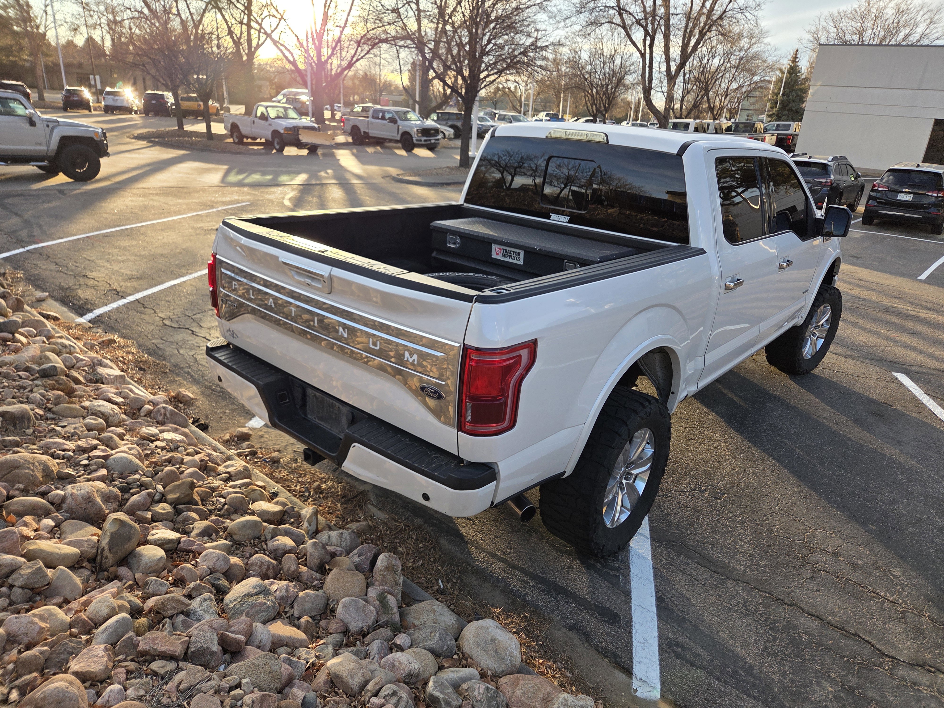 Used 2016 Ford F150 Platinum w/ Equipment Group 701A Luxury image 5