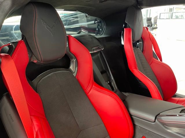 Used 2025 Chevrolet Corvette Z06 image 19