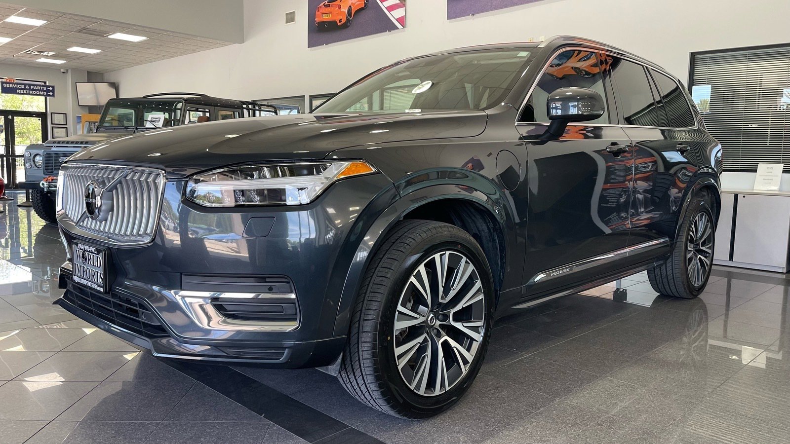 Used 2021 Volvo XC90 T8 Inscription Expression w/ Protection Package Premier AWD/4WD image 1