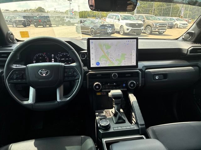 Used 2025 Toyota 4Runner Limited AWD/4WD image 8