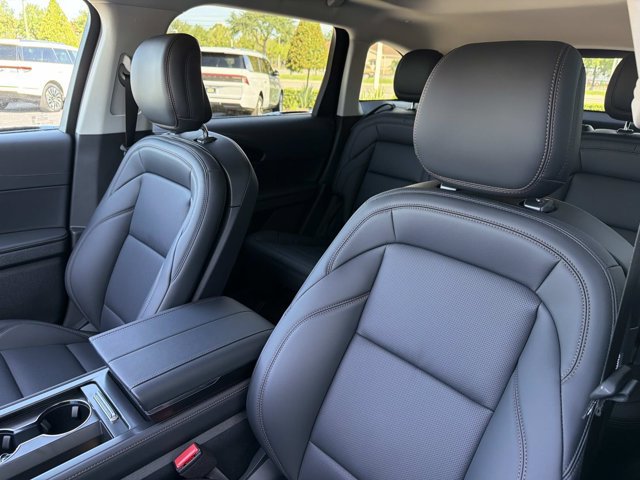 New 2026 Lincoln Nautilus Premier w/ Equipment Group 102A AWD/4WD image 13