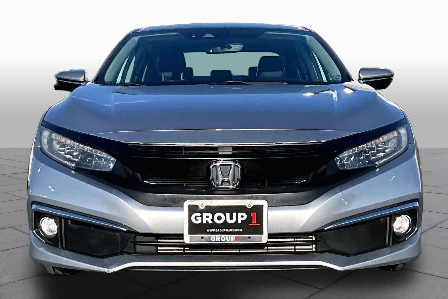 Used 2019 Honda Civic Touring image 4