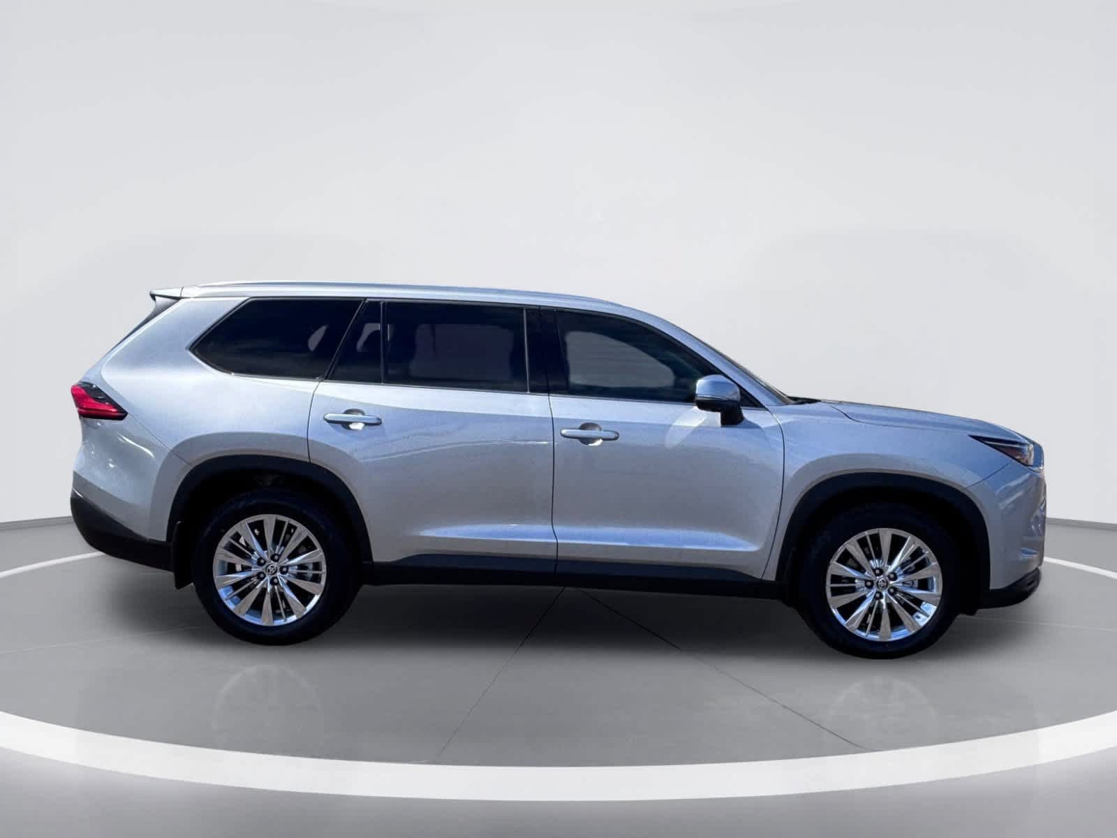 Used 2024 Toyota Grand Highlander AWD image 10