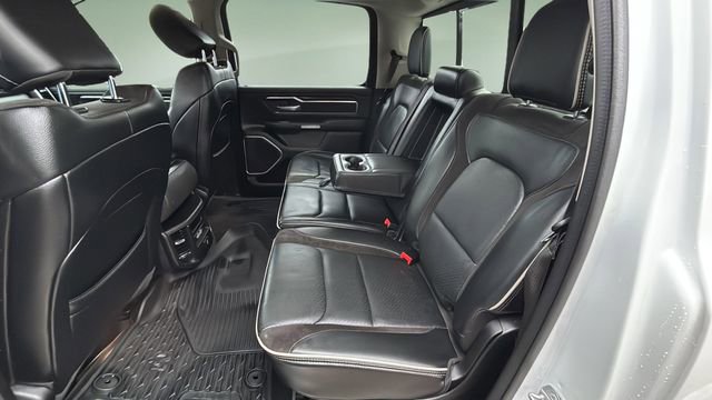 Used 2022 RAM 1500 Laramie AWD/4WD image 19