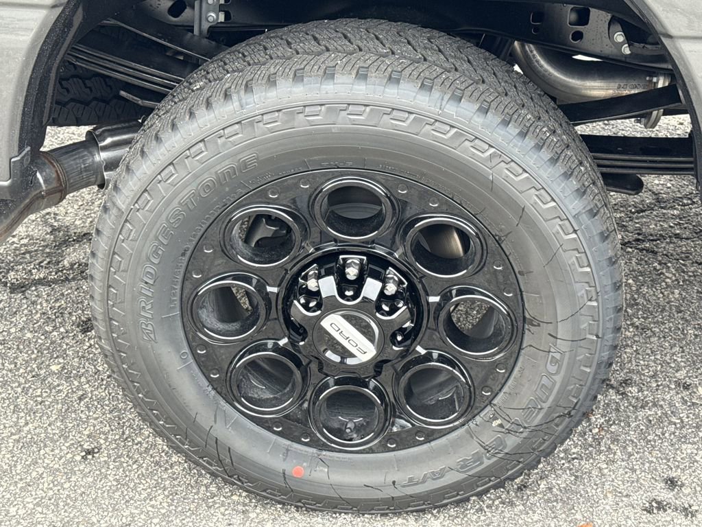 New 2026 Ford F350 Lariat w/ Black Appearance Package image 17