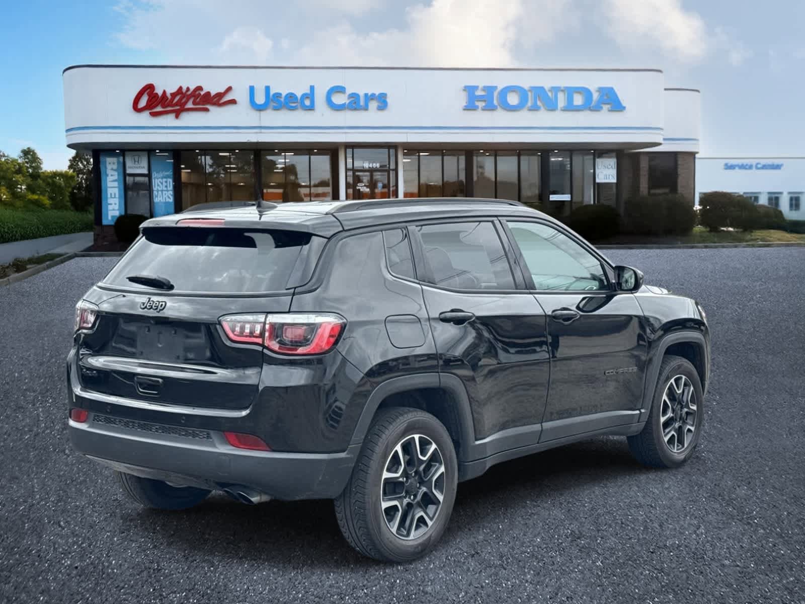Used 2019 Jeep Compass Sport image 5