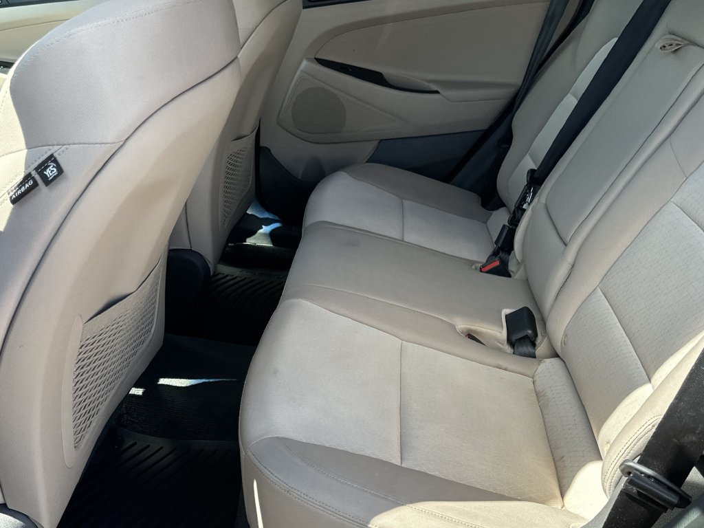 Used 2017 Hyundai Tucson Sport FWD image 15