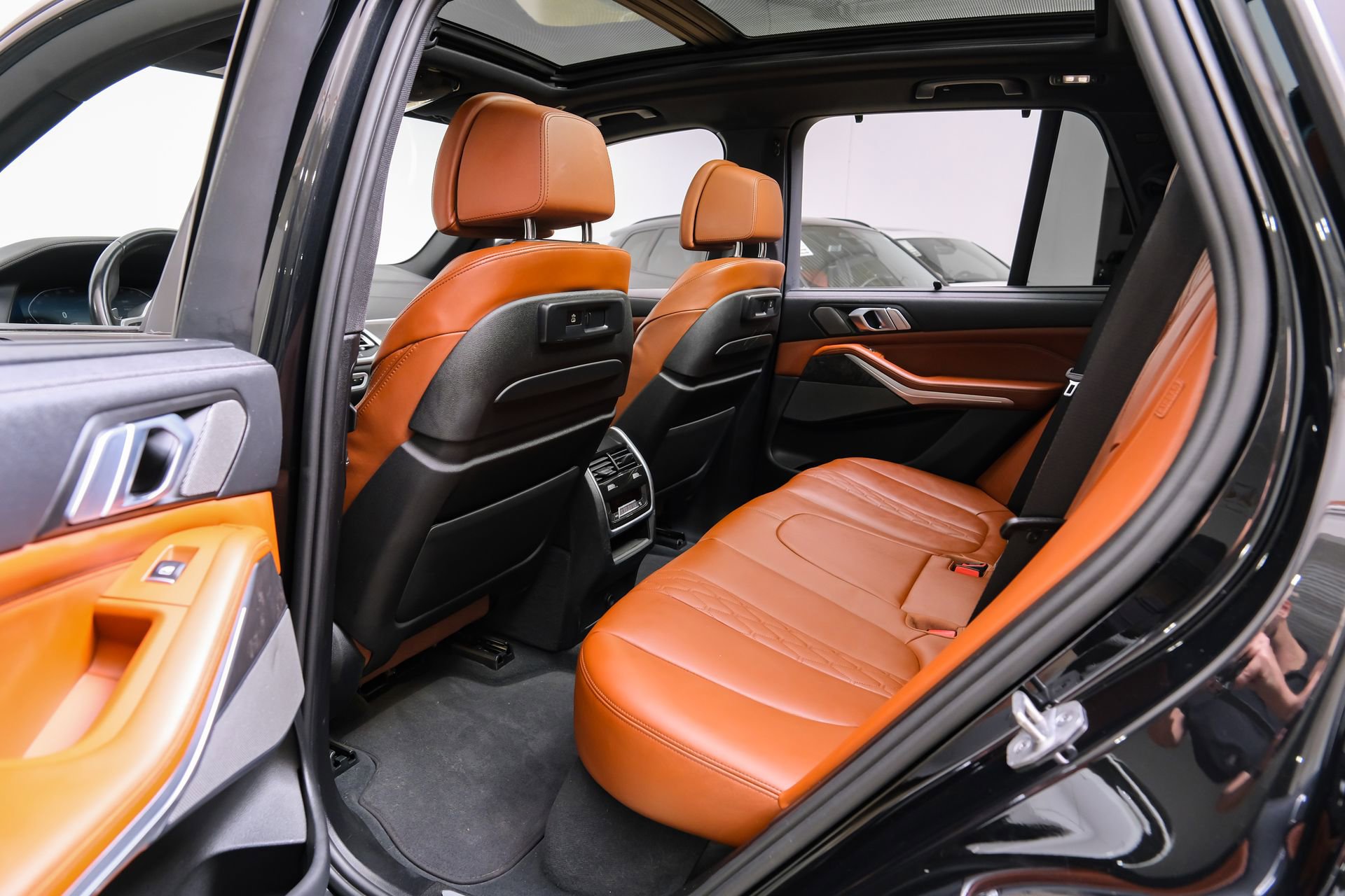 Used 2023 BMW X5 sDrive40i w/ Executive Package image 44