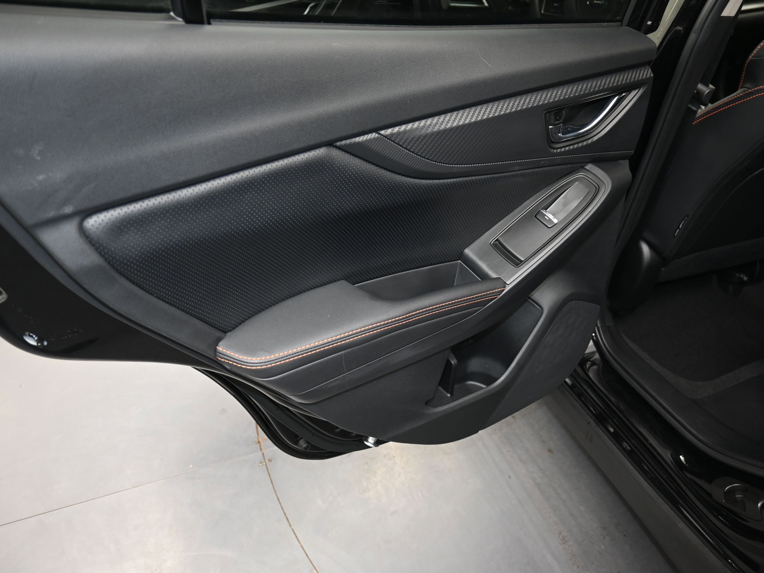 Used 2023 Subaru Crosstrek 2.5i Limited AWD/4WD image 21