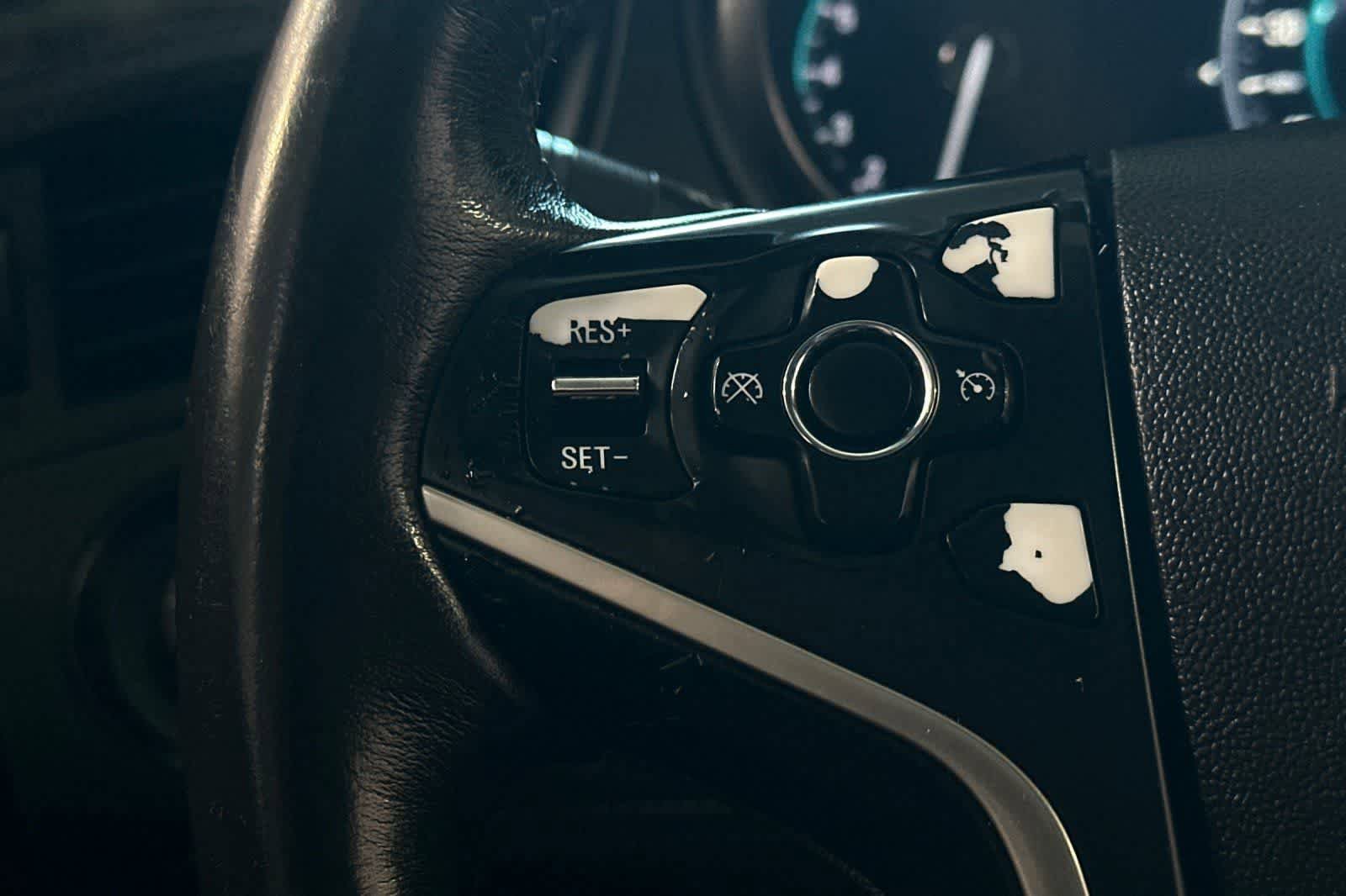 Used 2015 Buick LaCrosse Leather FWD image 29