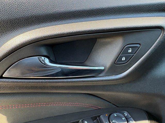 Used 2024 Chevrolet Trax RS FWD image 18