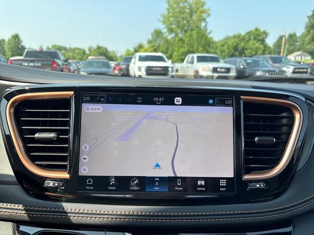 New 2027 Chrysler Pacifica Pinnacle AWD/4WD image 18