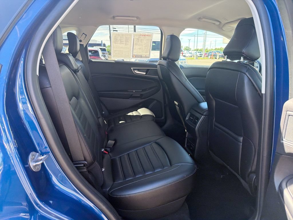 Used 2023 Ford Edge SEL w/ Convenience Package AWD/4WD image 17