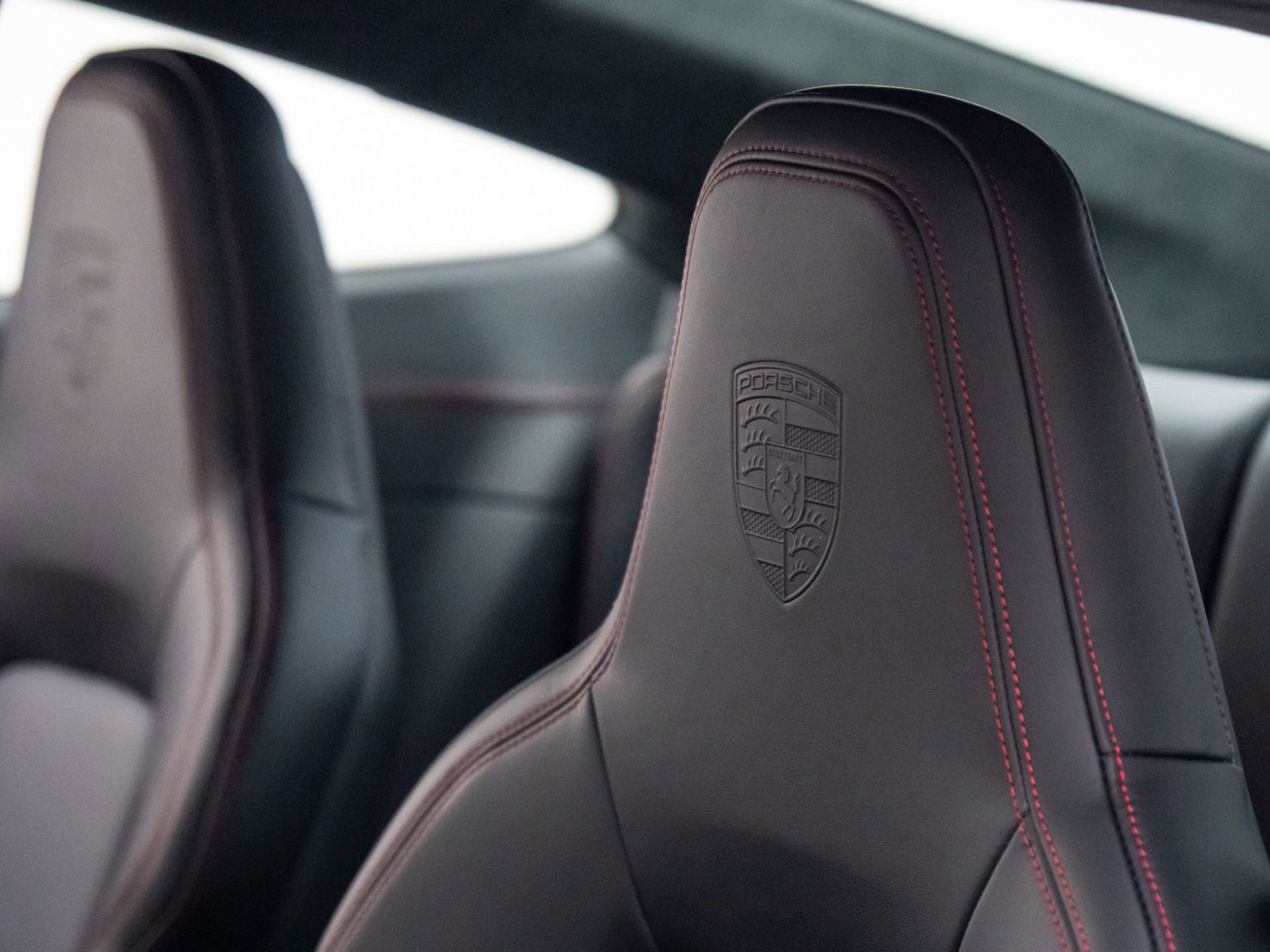 Certified 2025 Porsche 911 Carrera GTS image 18