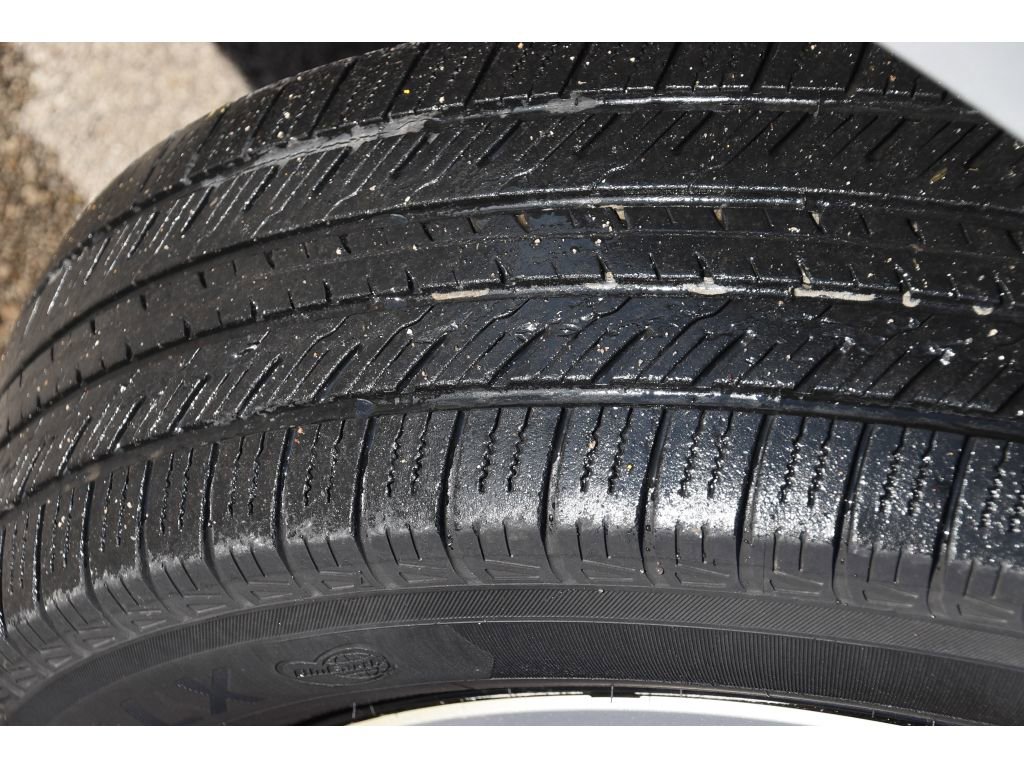 Used 2015 Toyota Prius Four image 12