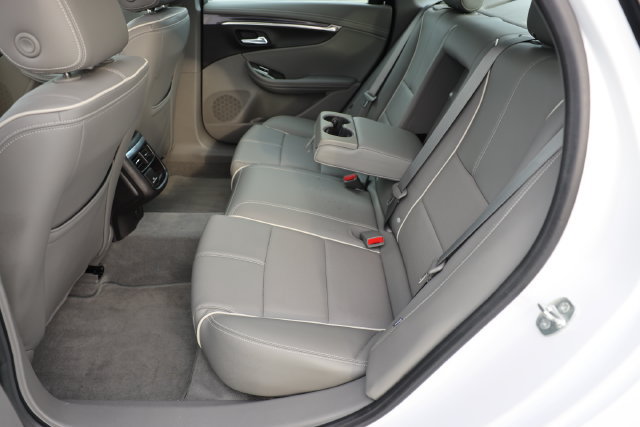 Used 2015 Chevrolet Impala LTZ FWD image 40