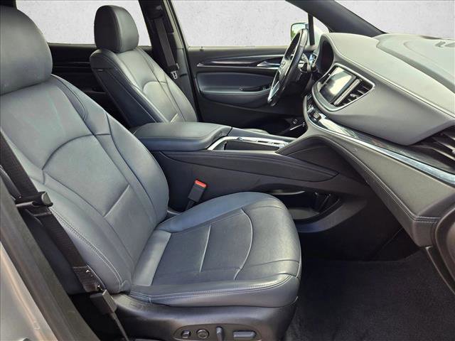 Used 2022 Buick Enclave Premium AWD/4WD image 21