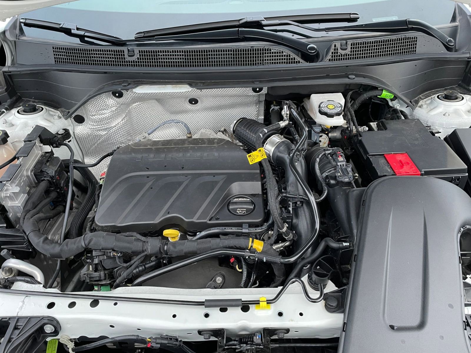 Used 2025 Buick Envista Sport Touring image 31