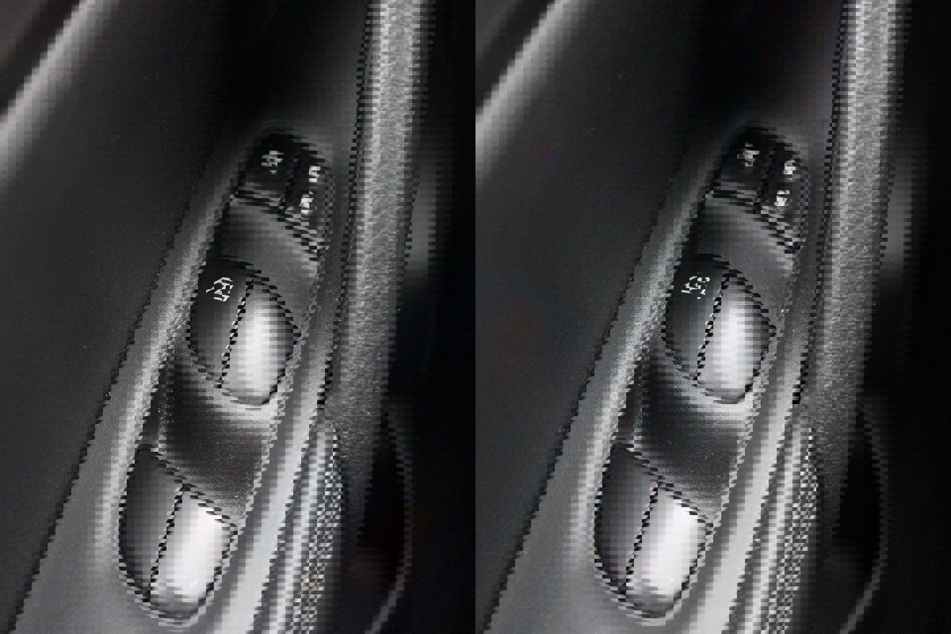 Used 2016 Nissan Rogue SV image 20