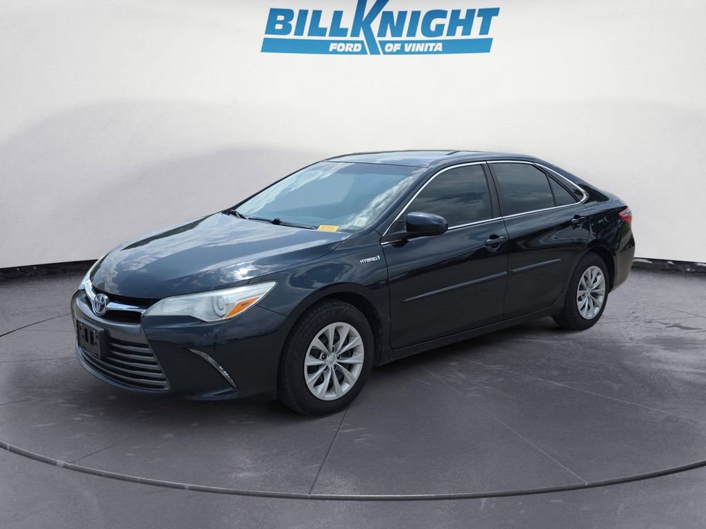 Used 2017 Toyota Camry LE FWD video 1