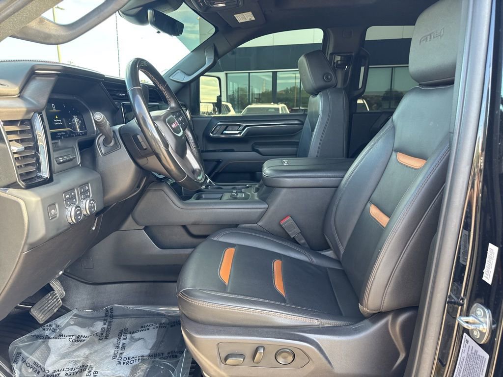 Used 2024 GMC Sierra 2500 AT4 w/ AT4 Premium Plus Package image 12