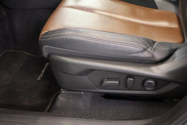 Certified 2025 Subaru Forester Touring image 14