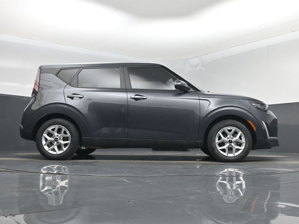 Used 2024 Kia Soul S image 16